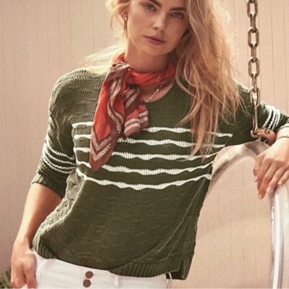 Sweaters - Cabi Olive Green Pullover Sweatier L